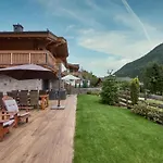 Amanda Chalet *